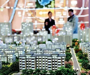 消费回暖，房地产投资降幅收窄