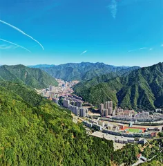 “我们始终牢记习近平总书记的重要嘱托，自觉担当职责使命，全力统筹经济社会发展、民生保障和生态环境保护”1
