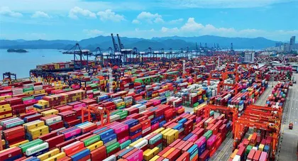 十省份贡献超六成GDP经济大省更好发挥“压舱石”“火车头”作用