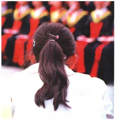 报道：学生告学校