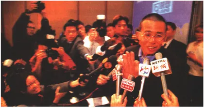 李泽楷：小超人玩疯了