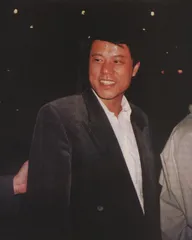 王小强