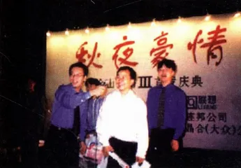 “黑暗”的足球1