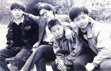 影视：《小武》：在路上
