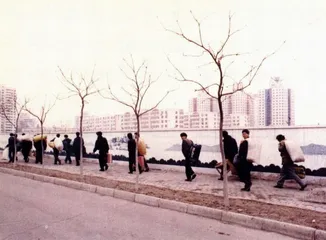 遭遇“过剩时代”7