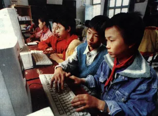 什么都降了，除了学费