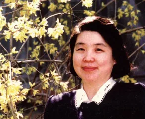 洞见黑暗，是为了感受阳光
