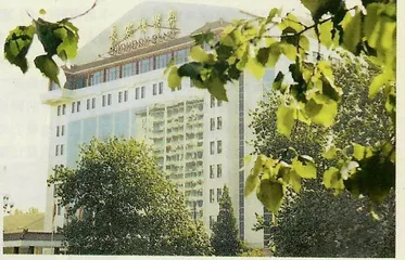 走近俱乐部
