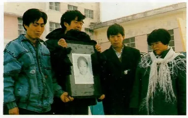 灿烂的笑消失在克拉玛依3