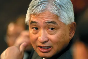 ​荣智健炼钢