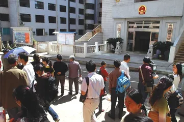 ​警贼同盟与火车站谋利空间1