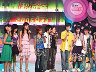 ​超级泡沫女生摇钱树