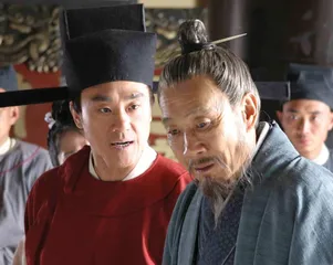 古装的壳，侦破的核