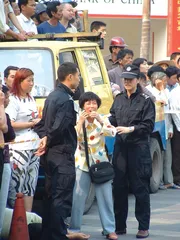 ​来历不明的汽车与它的特权1