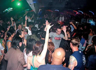那些夜晚的“Party动物”