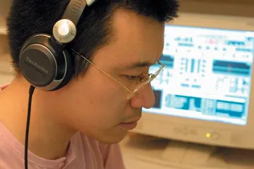 网络电台:一场自言自语的演出8
