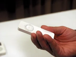 举着鹅毛挠脚心的乔布斯1