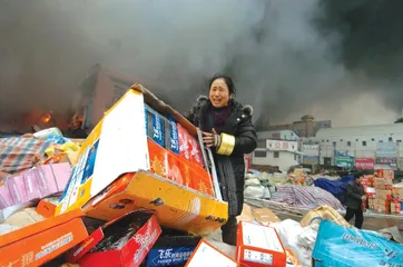 常德桥南市场天降大火1