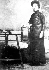 《雪宦绣谱》与中国女红