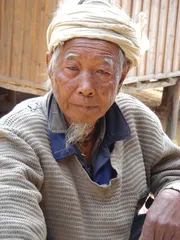 扎妥的家族与寨子4
