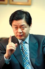 深方大：MBO偶像的假账风波