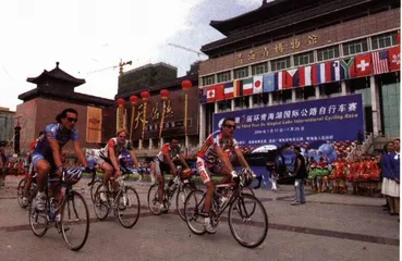 青海湖：失去航向的豪华游轮3