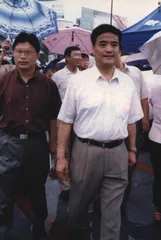 报道：市委书记余小平自杀调查