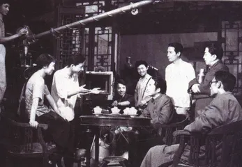谁的早春二月1
