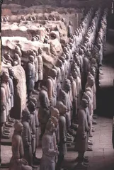 报道：兵马俑三十年