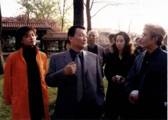政治小说家的平衡之道1