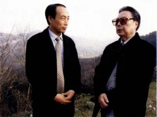 政治小说家的平衡之道3