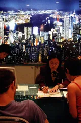 “在香港做生意是很简单的事”6
