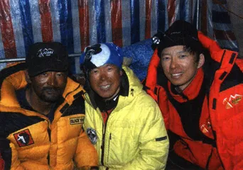 张朝阳2003中国登山队副队长，冠名赞助商