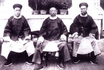 姜鸣谈《龙旗飘扬的舰队》
