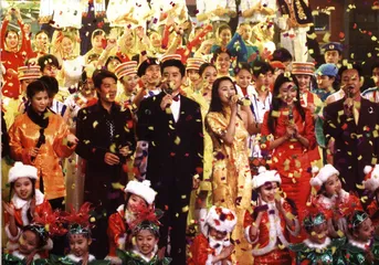 20岁的春节晚会一地鸡毛？