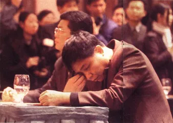 20亿元大楼第三次开拍1