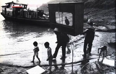 报道：石首移民款下的制度陷阱