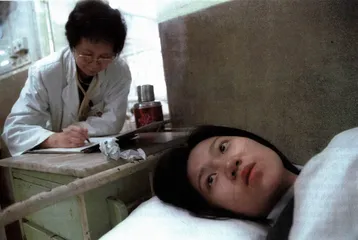 九十年代：医患之间刀剑相见的消费关系？