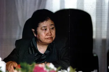 刘丽英：反腐新世纪