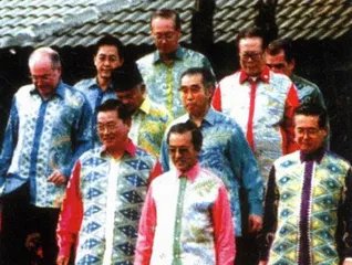 报道：APEC走向何方？1