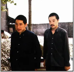 报道：草民与猴王的生存之争2