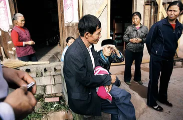 凤凰县跳楼事件：一个少女的非正常死亡1