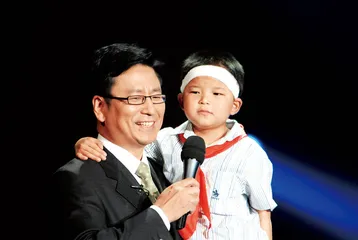​白岩松：幸福在哪里？1