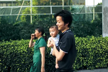 富士康：一座工厂与一个阶层的爱与恨6