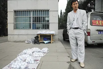 村庄里的高尔夫 ——新阶级斗争的非法与合法2