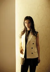 女孩汤唯