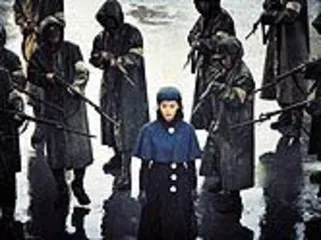 《东风雨》，“自恋”柳云龙的文艺谍战电影