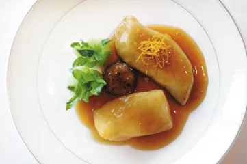 龙景轩：鲍汁扣法国鸭肝拼花胶1