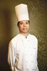凯悦酒家：雪莲子竹燕窝炖敏肚公1