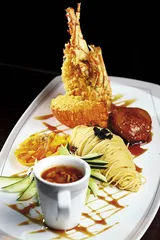 明阁：脆芝士龙虾伴醋香鲍鱼天使面1